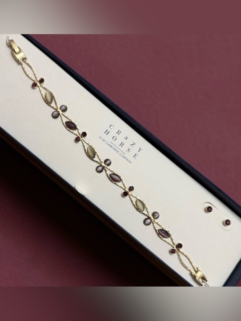 ⭐️ LIZ CLAIBORNE GOLD-TONE CRYSTAL BRACELET AND MATCHING STUD EARRINGS